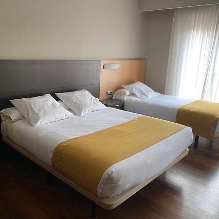 Hotel Rios San Adrian  Bagian luar foto